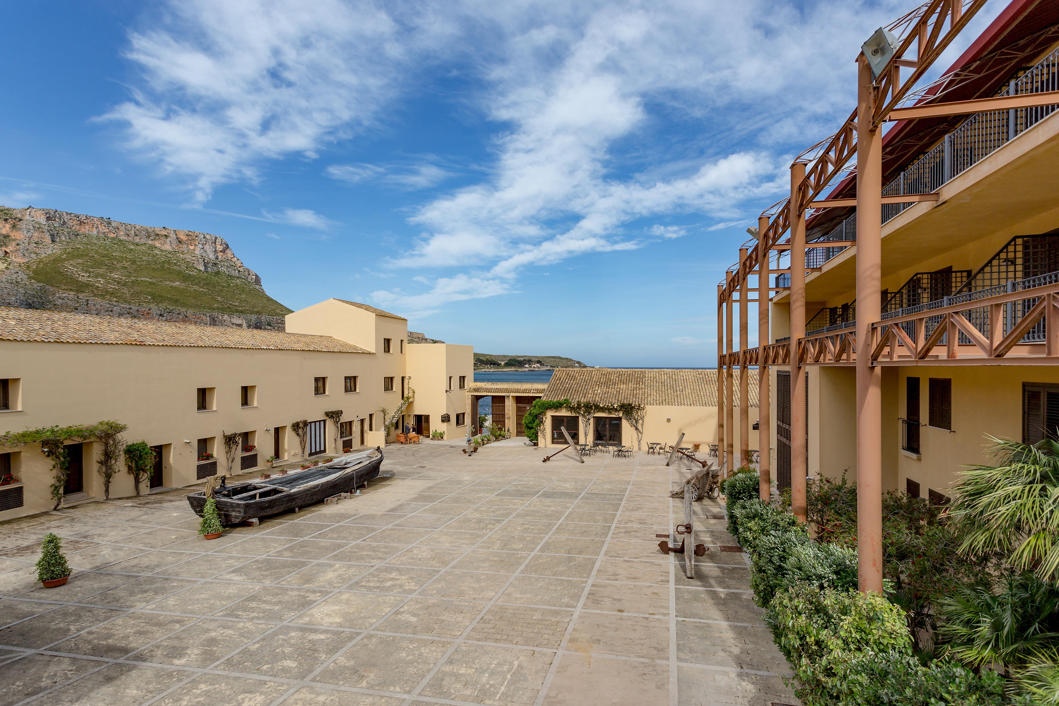 La Tonnara Di Bonagia Resort Valderice Exterior photo